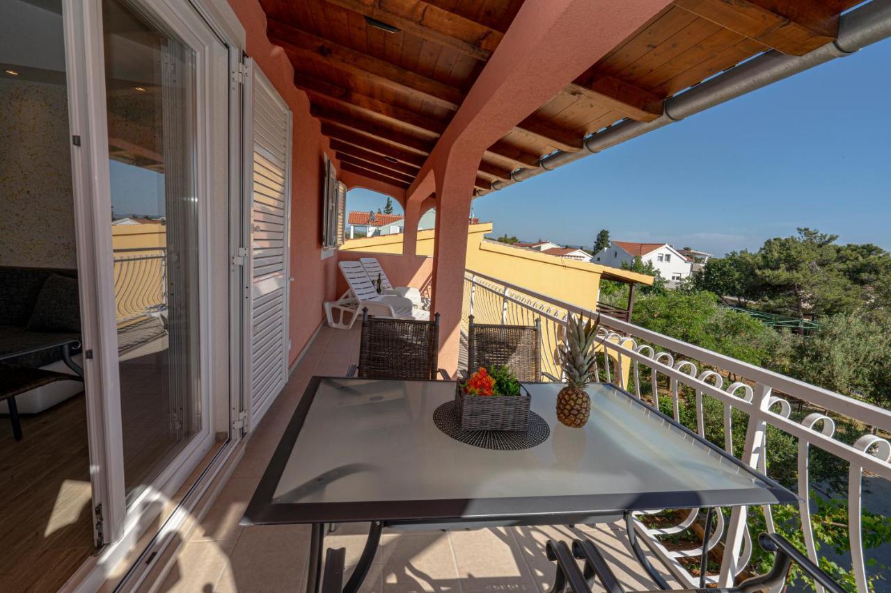 Seaview & Balcony Apartment Petra Jadrija Exterior photo