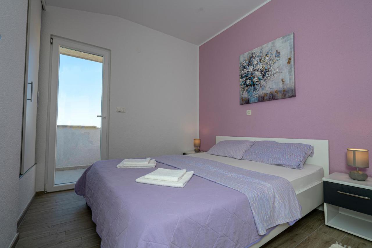 Seaview & Balcony Apartment Petra Jadrija Exterior photo